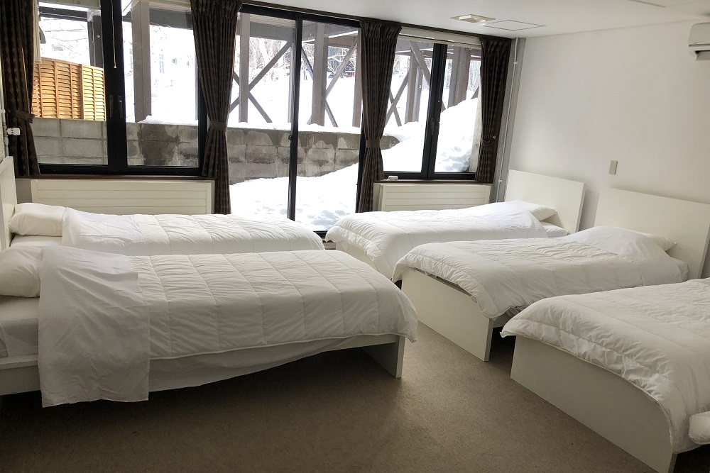 Group room B (room for 6 people) 24,000 yen -